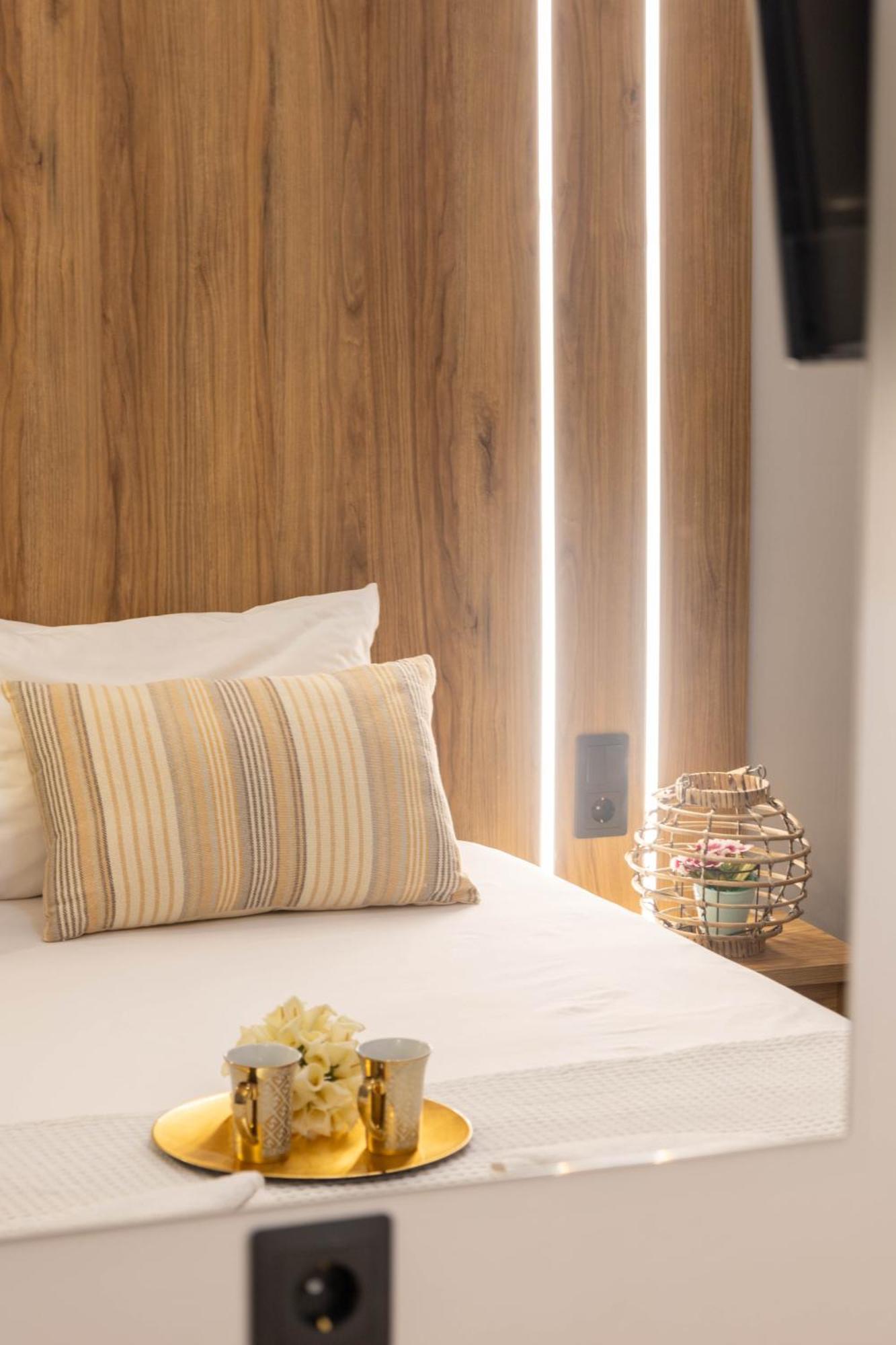 Hotel12 Апартаменты